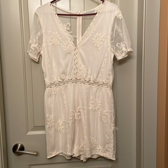 Zara Cream Lace Romper - Picture 4 of 5